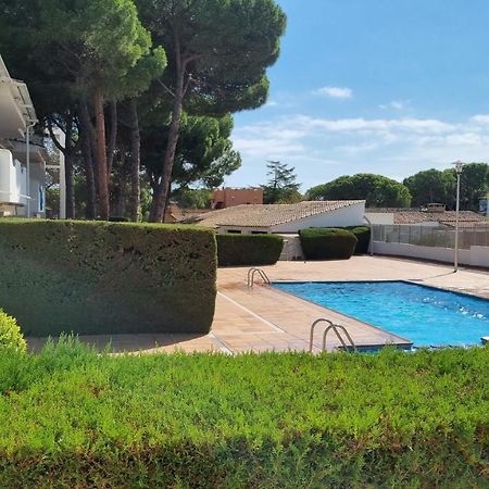 Apartamento Familiar Con Piscina Y Wifi L'Escala Exterior photo