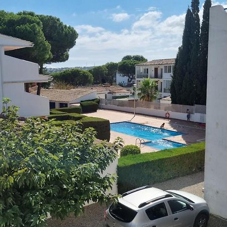 Apartamento Familiar Con Piscina Y Wifi L'Escala Exterior photo