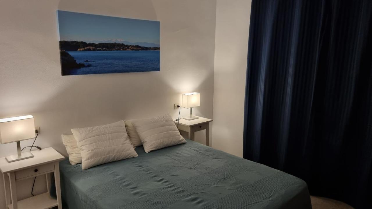 Apartamento Familiar Con Piscina Y Wifi L'Escala Exterior photo